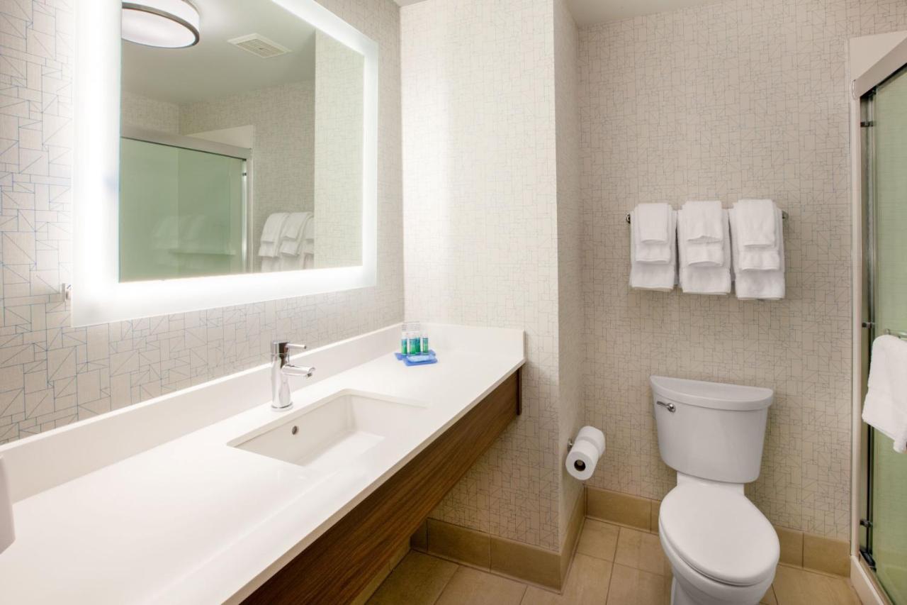 Holiday Inn Express & Suites Del Rio By Ihg Exteriör bild