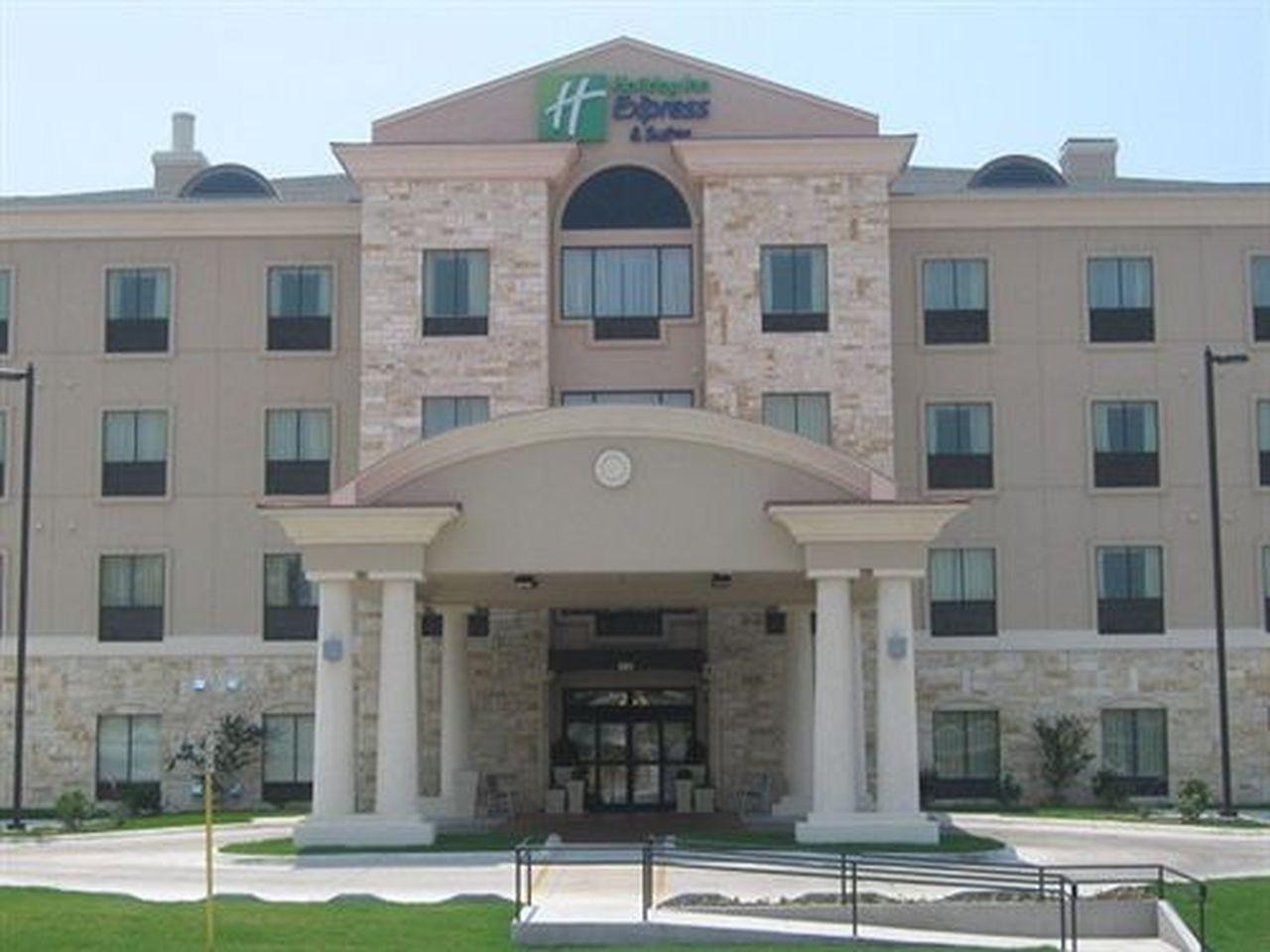 Holiday Inn Express & Suites Del Rio By Ihg Exteriör bild