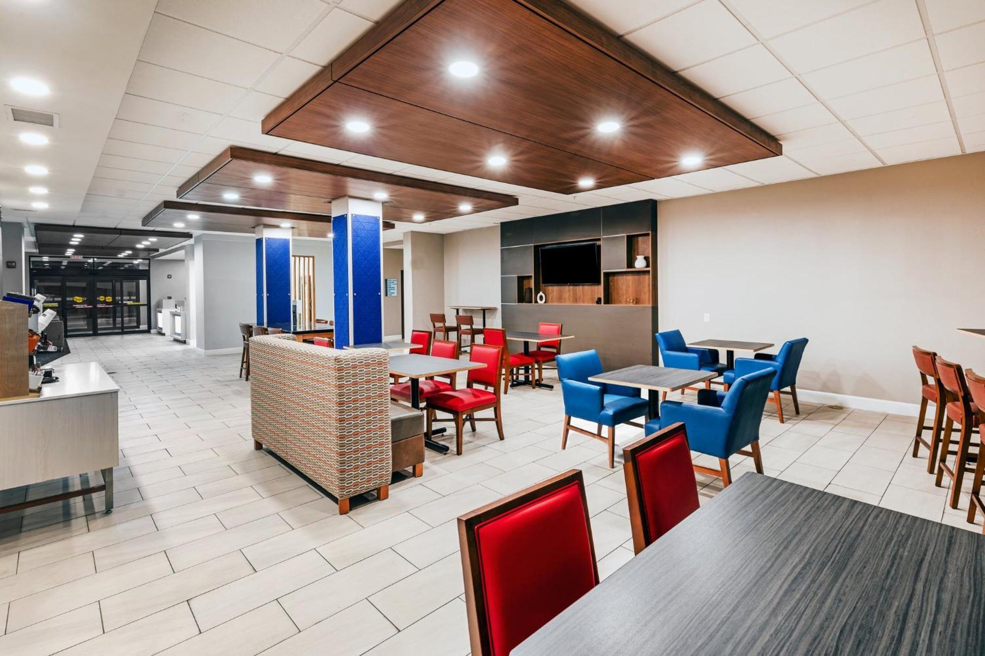 Holiday Inn Express & Suites Del Rio By Ihg Exteriör bild