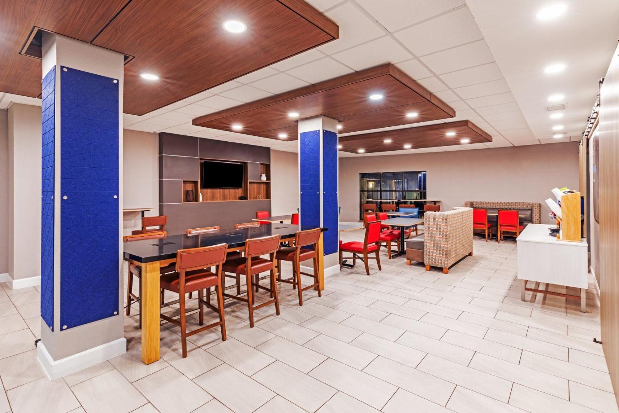 Holiday Inn Express & Suites Del Rio By Ihg Exteriör bild