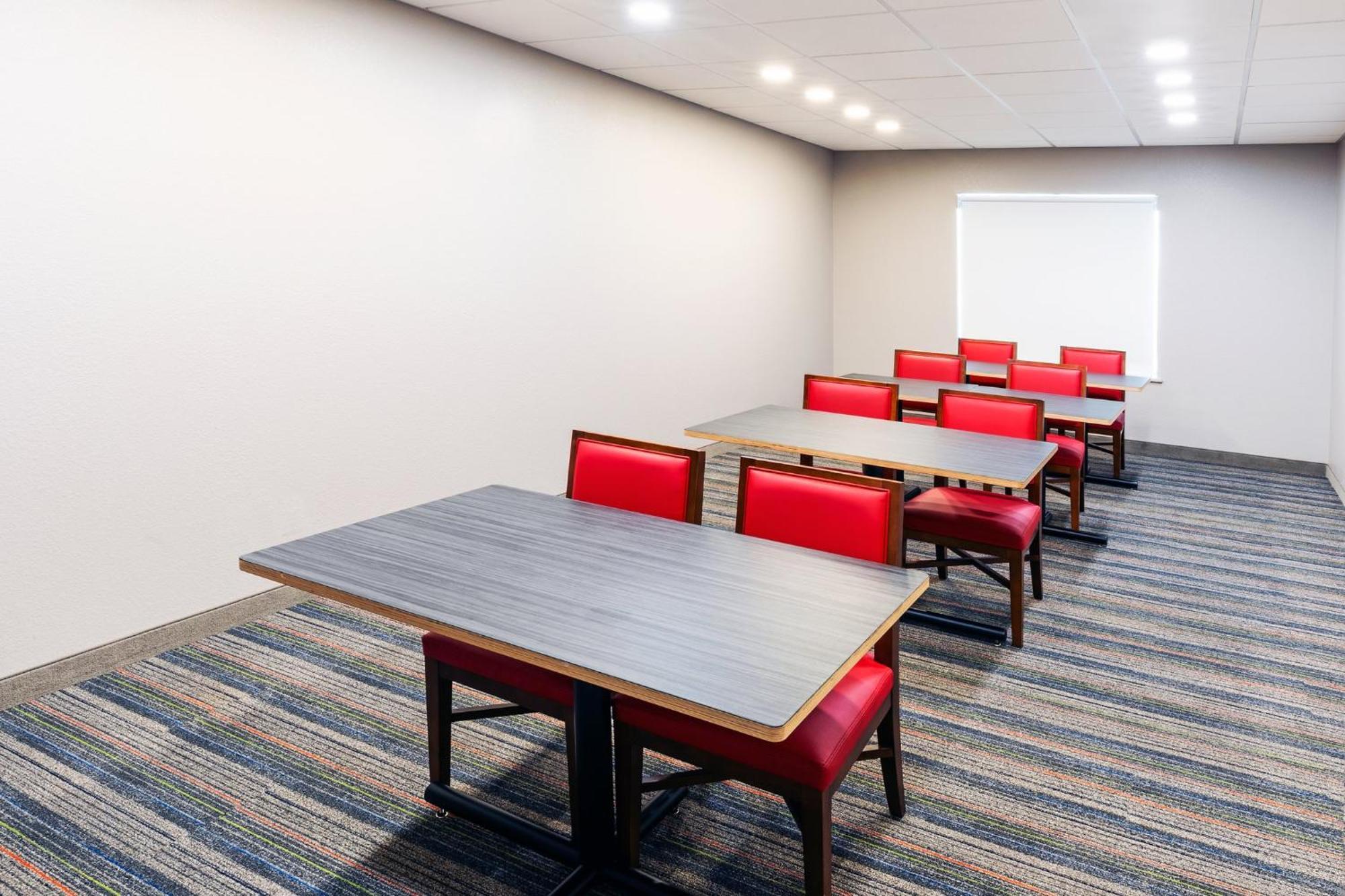 Holiday Inn Express & Suites Del Rio By Ihg Exteriör bild