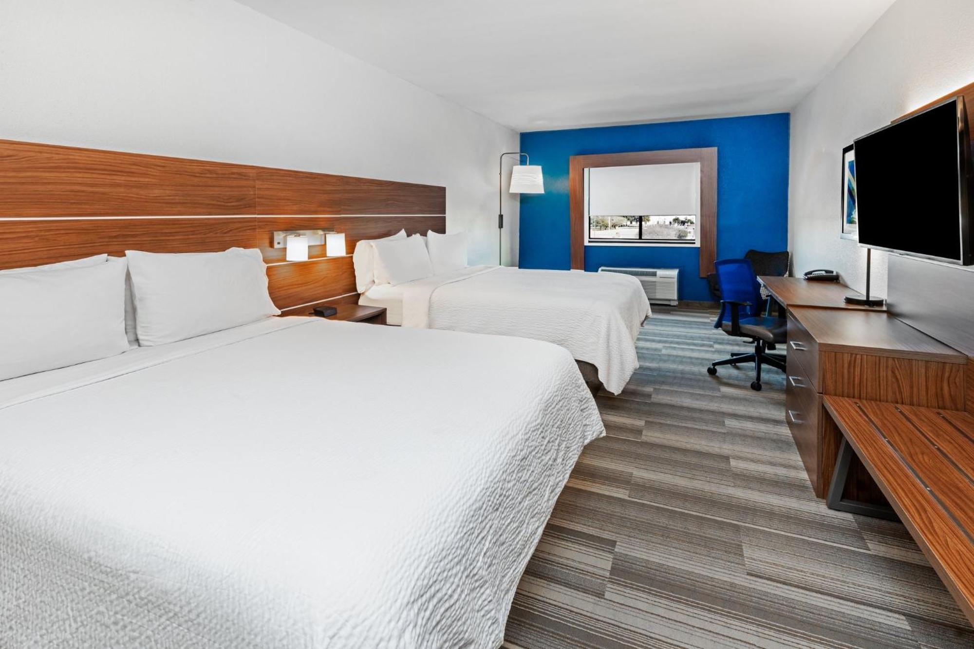 Holiday Inn Express & Suites Del Rio By Ihg Exteriör bild