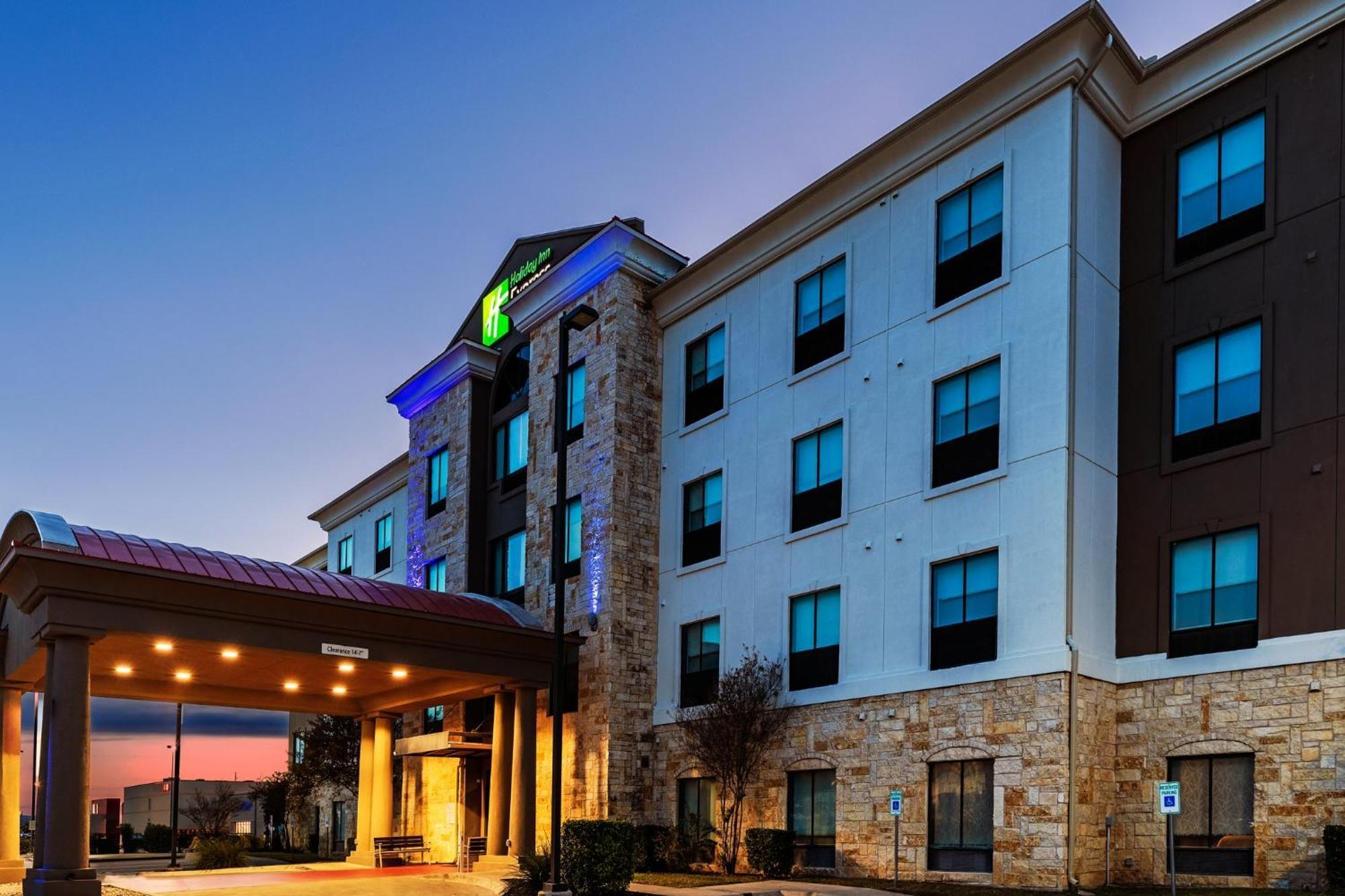 Holiday Inn Express & Suites Del Rio By Ihg Exteriör bild